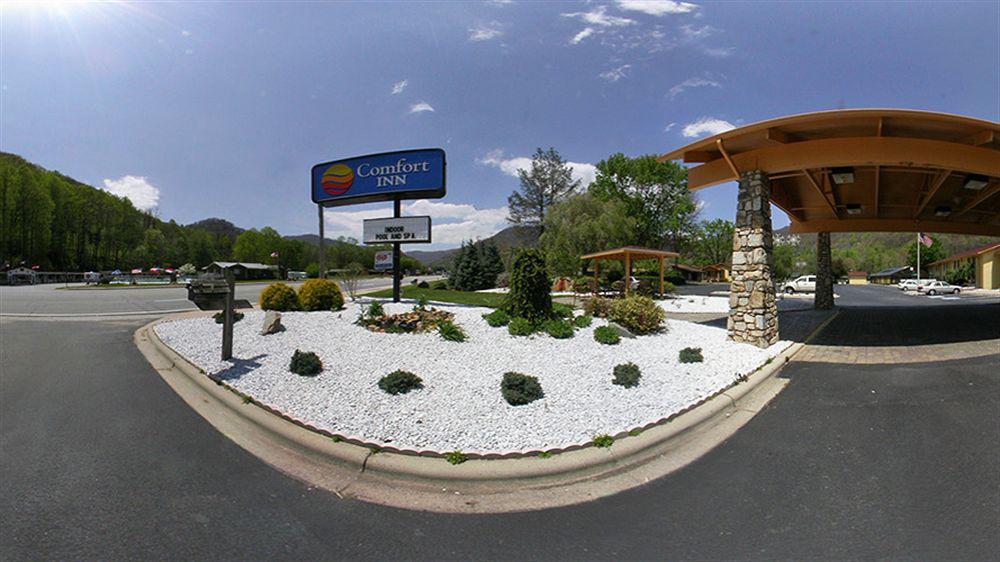 Comfort Inn Near Great Smoky Mountain National Park Maggie Valley Exterior photo